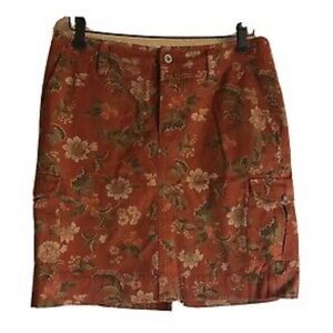 2/40$Eddie Bauer Orange Cottage
Floral Cargo Short Skirt
Cotton Pockets Size 4
